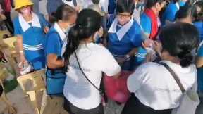 GIVING GIFTS OF SOUVENIERS TO ALL DEVOTEES OF FATIMA