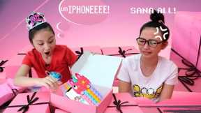 MYSTERY LATE BIRTHDAY GIFTS IN THE PINK BOX PRANK TO AUREA PART 2 | Aurea & Alexa