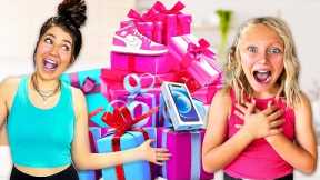 SURPRiSING MY SISTER WITH 11 GiFTS FOR HER 11TH BiRTHDAY!!