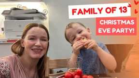 Family of 13 🎄❤️ Christmas Eve Party 🙌🏼 Good Snacks and Presents from our YouTube Friends 🥰